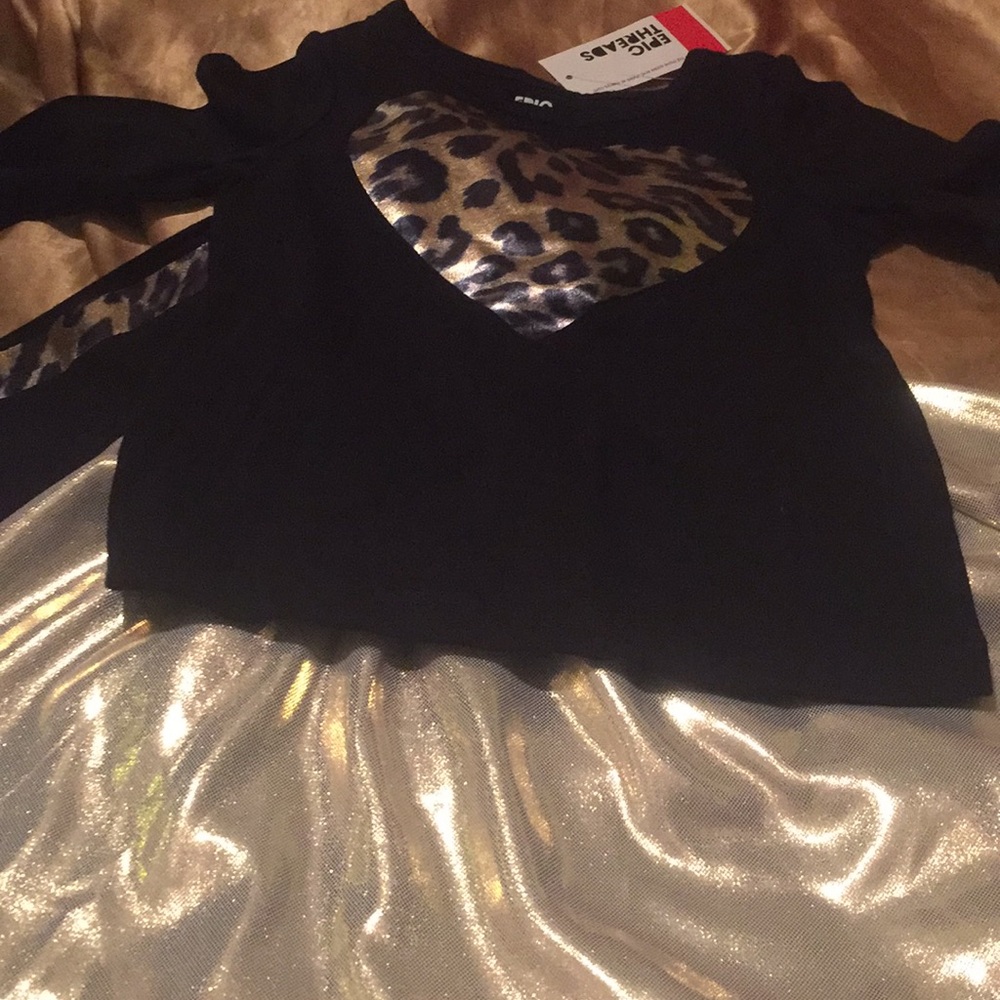 ❌SOLD❌Eric Threads 3 Piece Mix and Match Sets - Picture 1 of 4